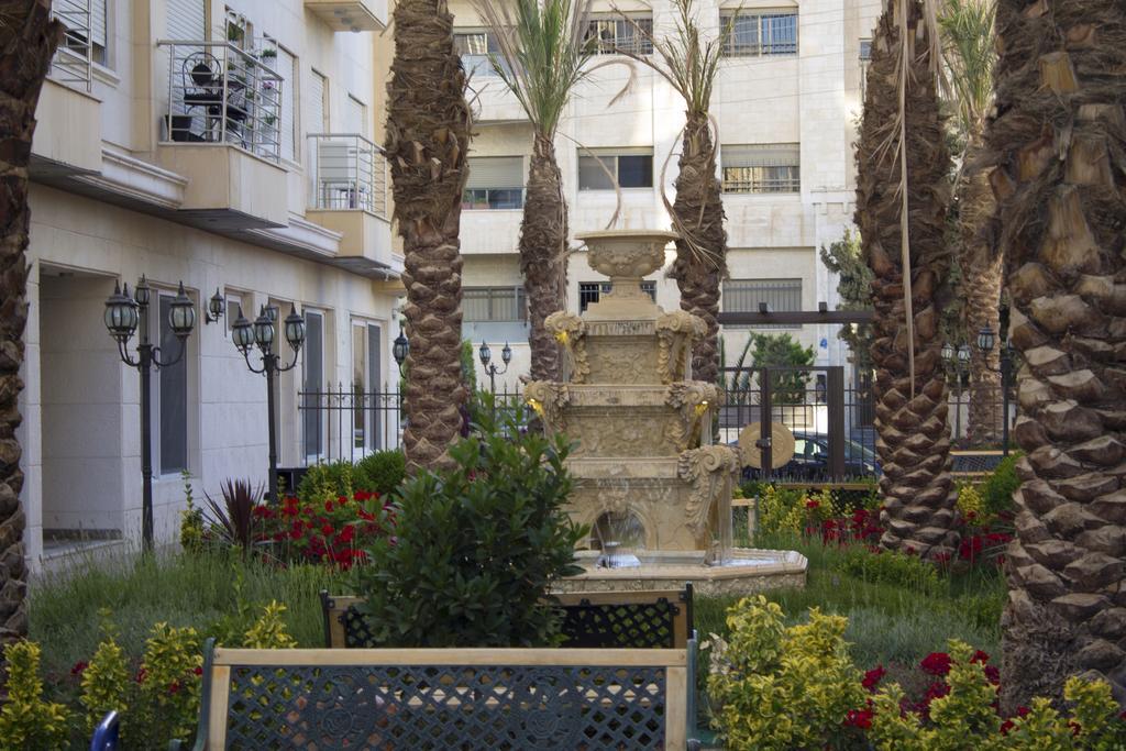 Elite Residency Apartment Amman Bagian luar foto